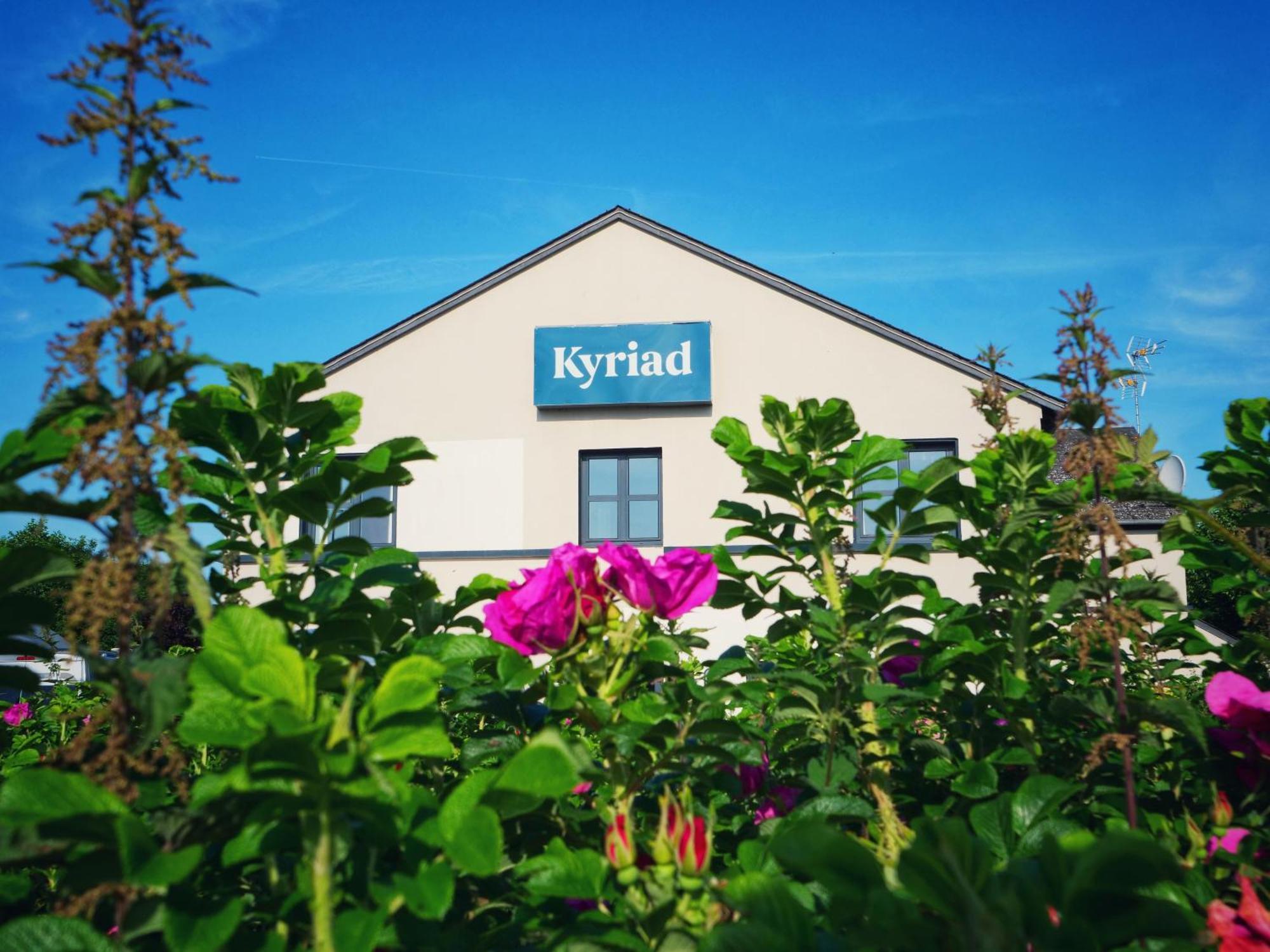 Hotel Kyriad Dieppe Saint-Aubin-sur-Scie エクステリア 写真
