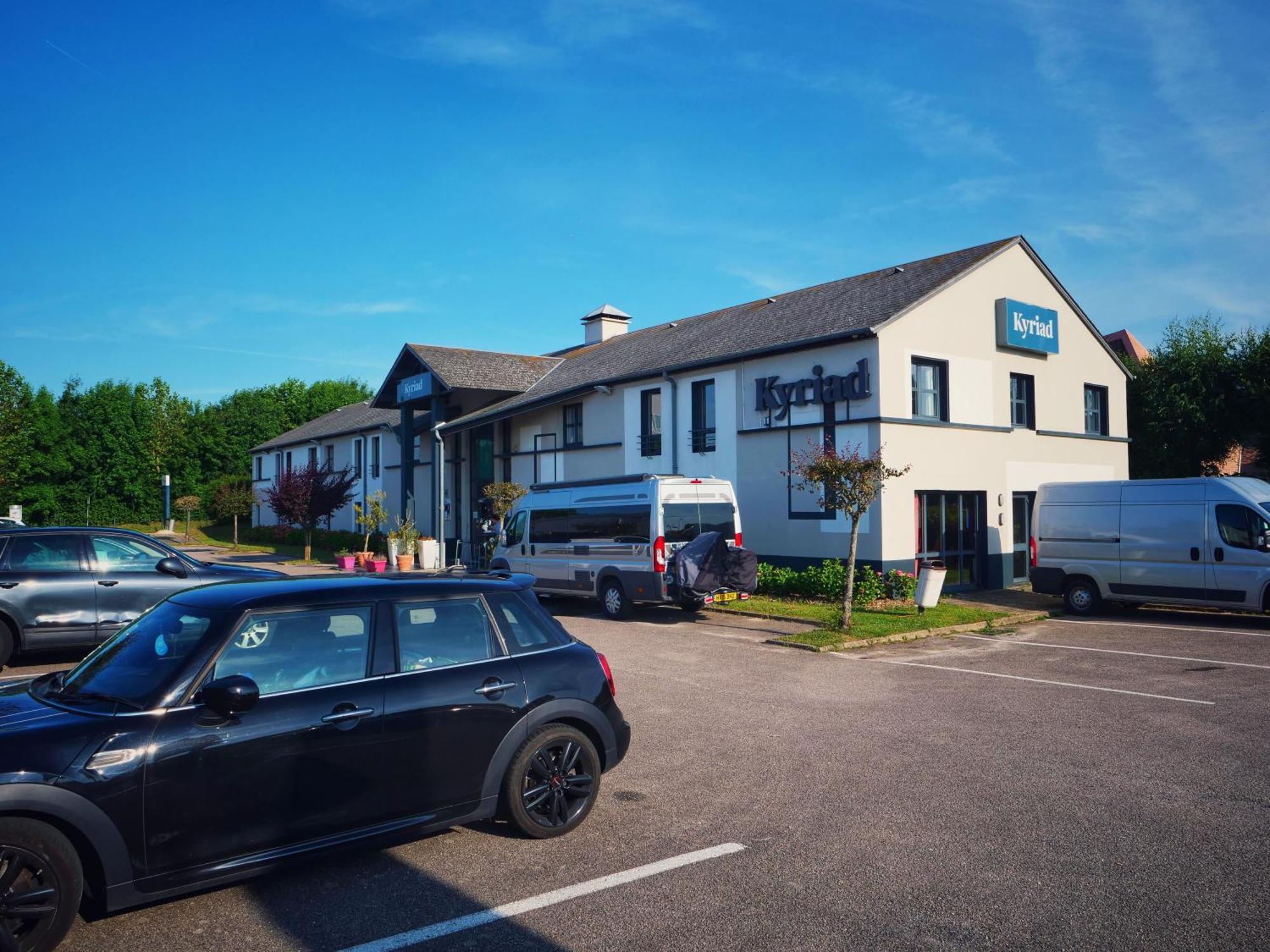 Hotel Kyriad Dieppe Saint-Aubin-sur-Scie エクステリア 写真