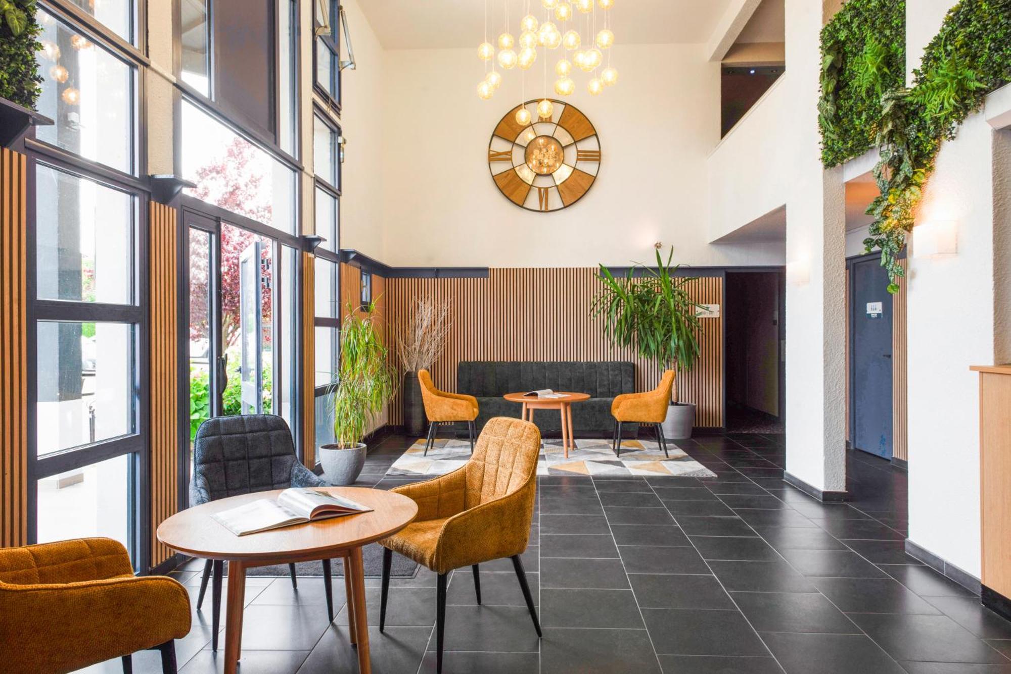 Hotel Kyriad Dieppe Saint-Aubin-sur-Scie エクステリア 写真